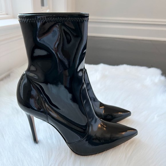 Gianvito Rossi Women's Black Imogen Bootie 105 Vinyl Size 38.5 - Picture 1 of 12